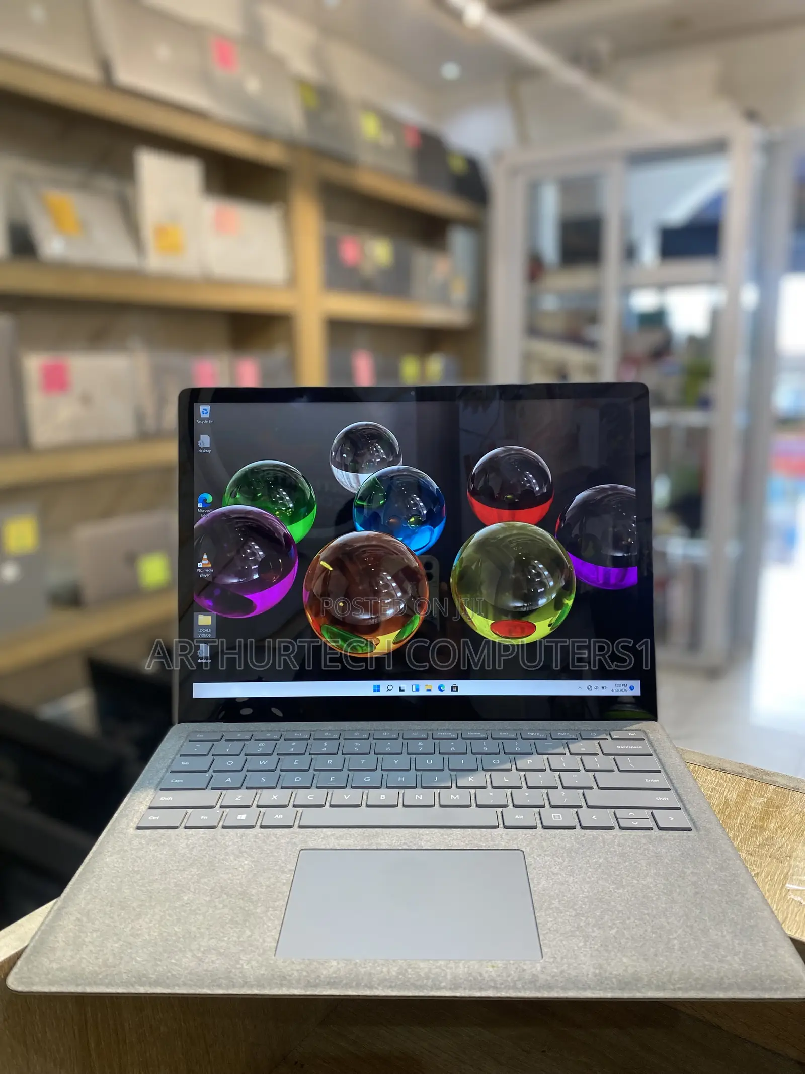 Laptop Microsoft Surface Laptop 8GB Intel Core i5 SSD 256GB