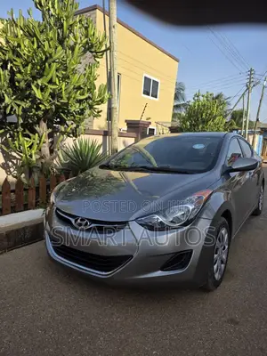 Hyundai Elantra GLS Sedan FWD (1.8L 4cyl 6A) 2013 Gray
