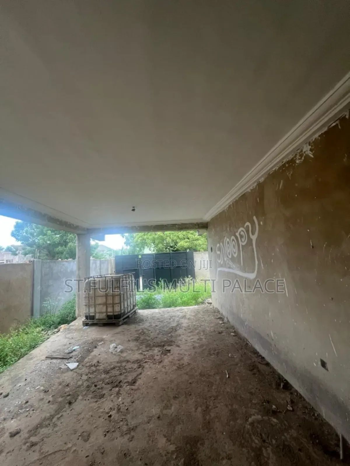 4bdrm House in Oyarifa, Ghana Flag for sale