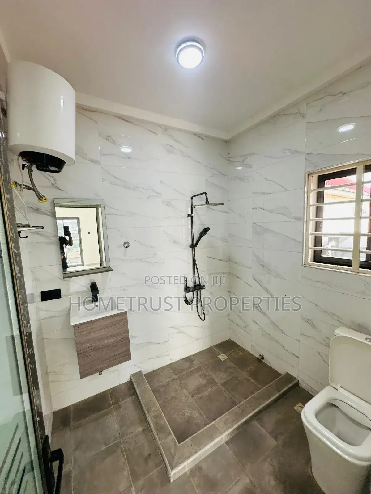 4bdrm Duplex in Pokuase Acp Junction for sale