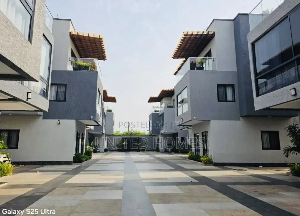 Furnished 6bdrm House in Airport Residential Area for rent