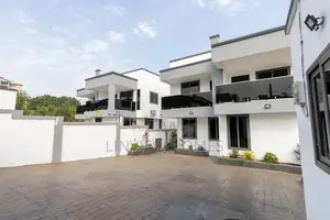 4bdrm House in Linview Homes, Weija for sale
