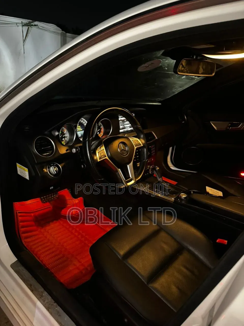 Mercedes-Benz C300 Sport 4Matic Sedan AWD (3.5L 6cyl 7A) 2014 White
