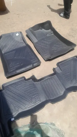 Toyota Land Cruiser V8 2020 to 2024 Tpe 4d Floor Mats Avaliable