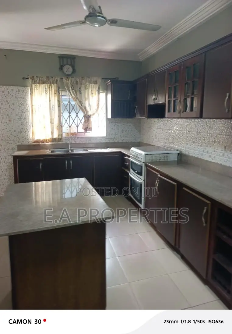 5bdrm House in Ea Properties, Pentecost for rent