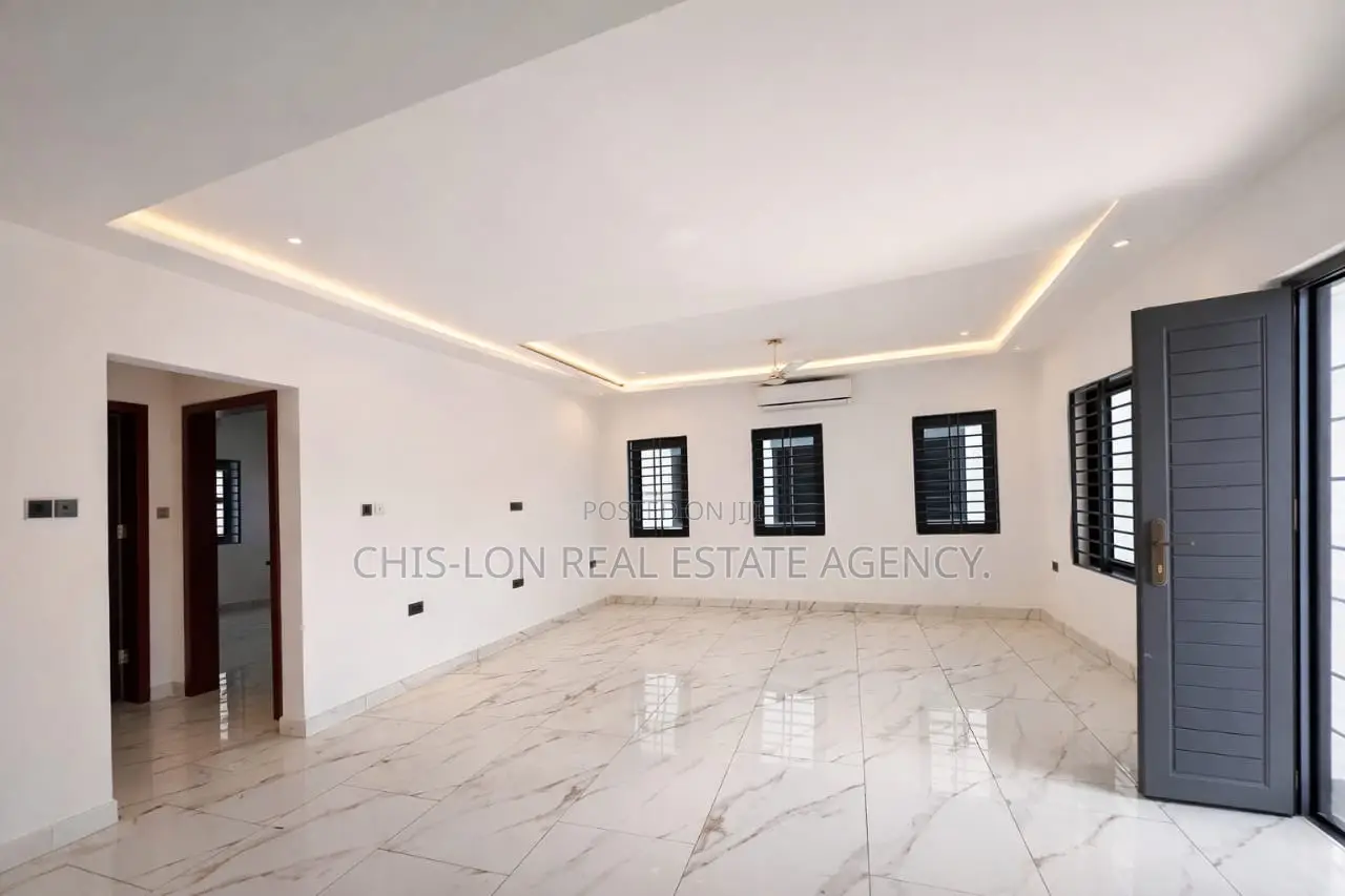 3bdrm House in Kasoa Adade for sale