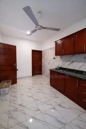 3bdrm House in Kasoa Adade for sale