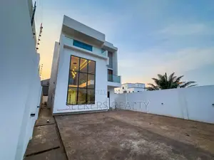 4bdrm House in Seekers Realty, Lake Side Estate for sale