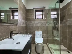4bdrm House in Seekers Realty, Lake Side Estate for sale