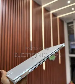Laptop HP EliteBook x360 1030 G7 16GB Intel Core i5 SSD 256GB