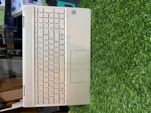Laptop HP Envy 15-ep0xxx 16GB Intel Core i7 SSD 512GB