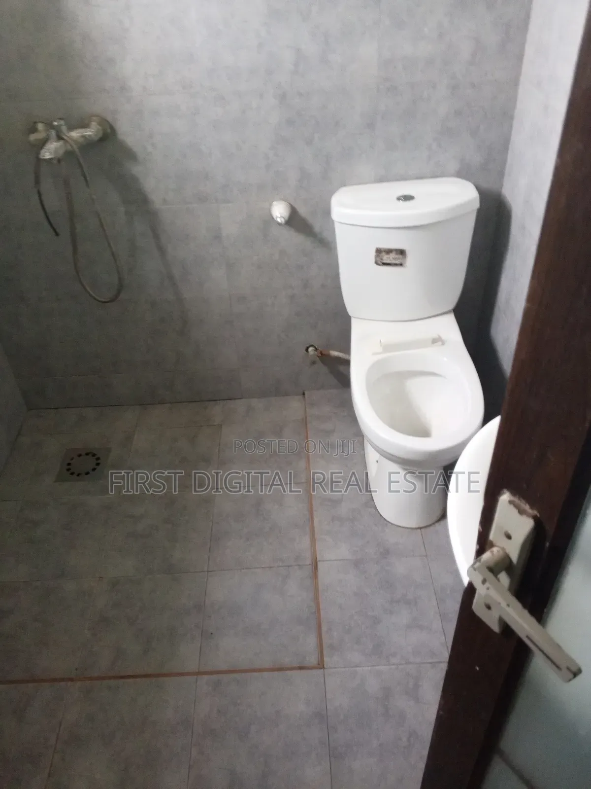 4bdrm House in First Digital Real, West Hills Mall Area for rent