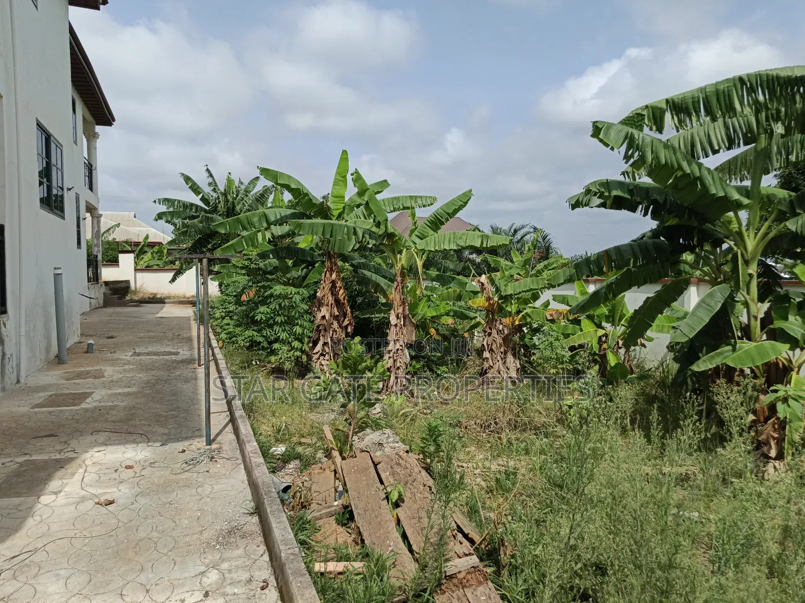 5bdrm House in Abuakwa Manhyia, Kumasi Metropolitan for sale