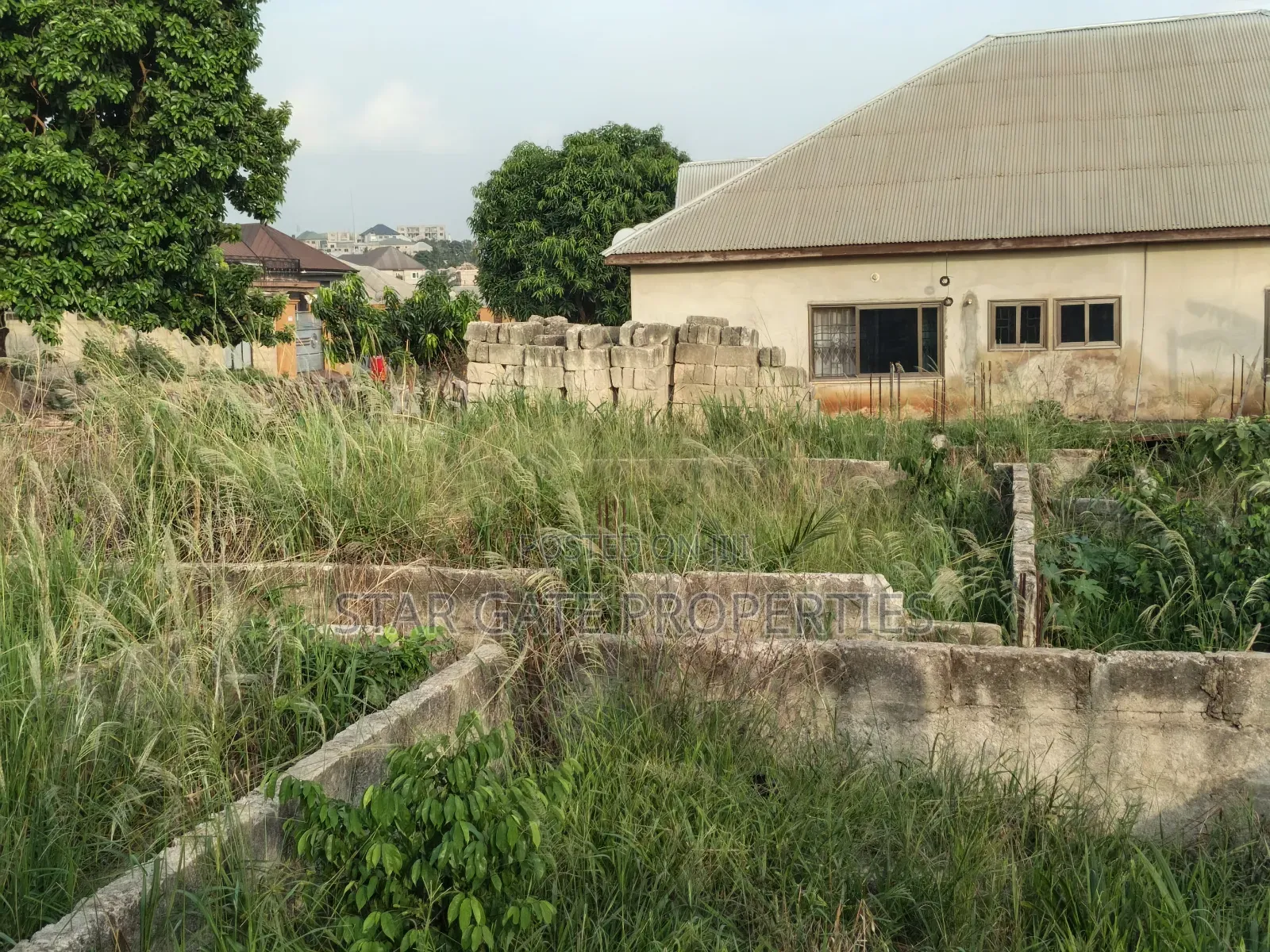 Plot for Sale at Buobai