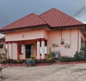 6bdrm House in Sokoban, Kumasi Metropolitan for sale