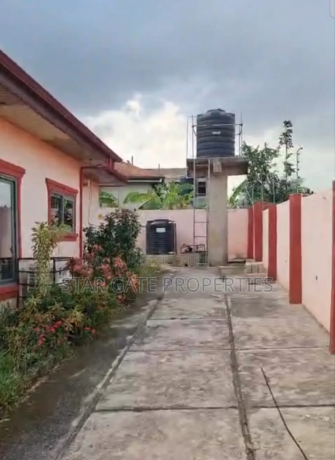 6bdrm House in Sokoban, Kumasi Metropolitan for sale