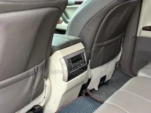 Lexus GX 2012 Gray