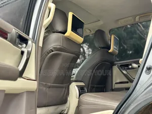 Lexus GX 2012 Gray