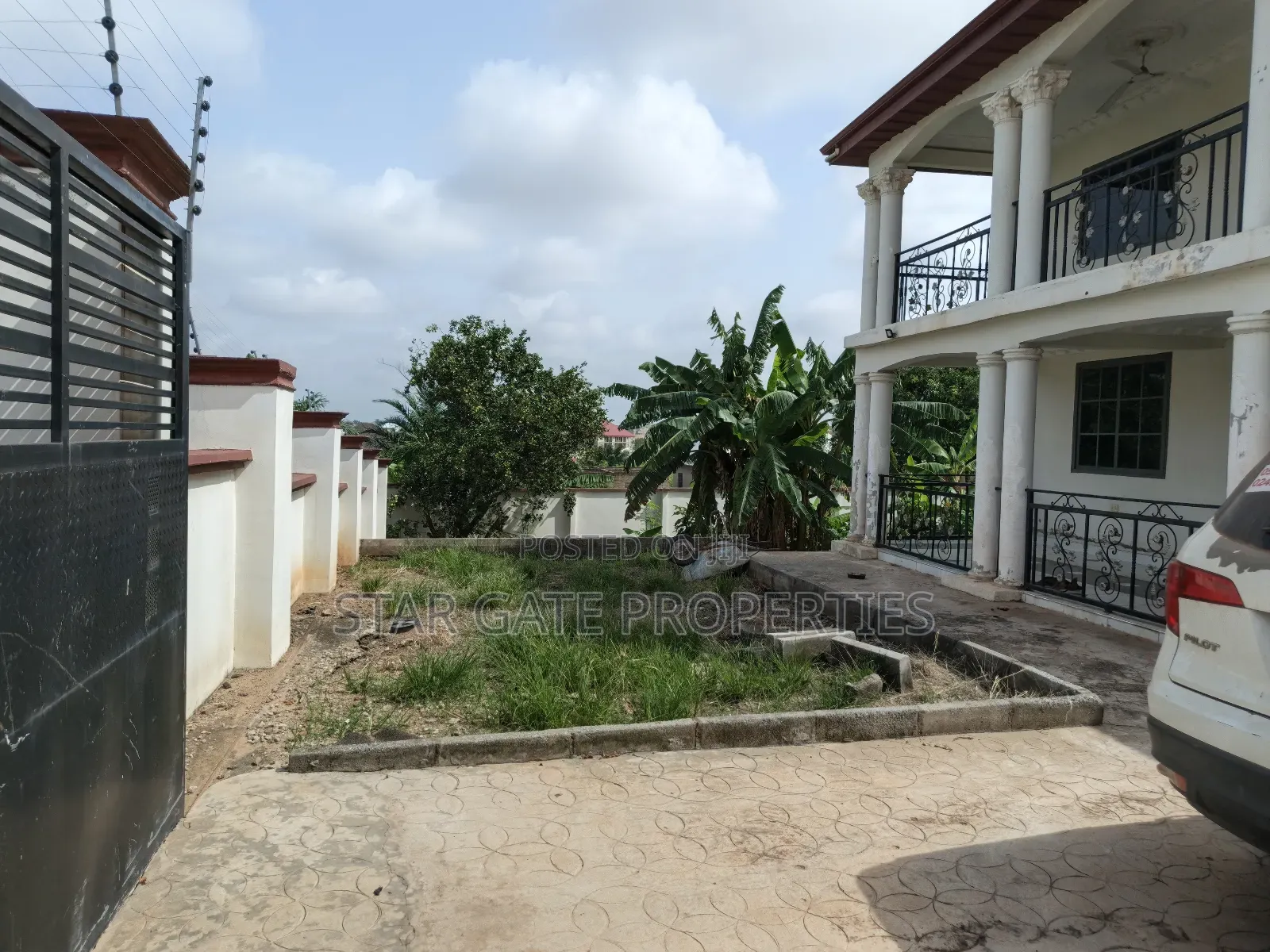 5bdrm House in Abuakwa, Atwima Nwabiagya for sale