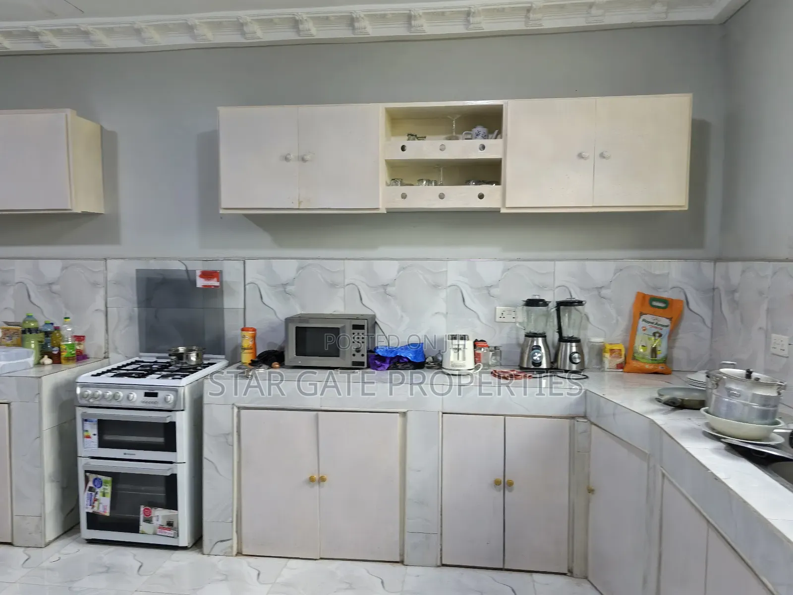 5bdrm House in Abuakwa, Atwima Nwabiagya for sale