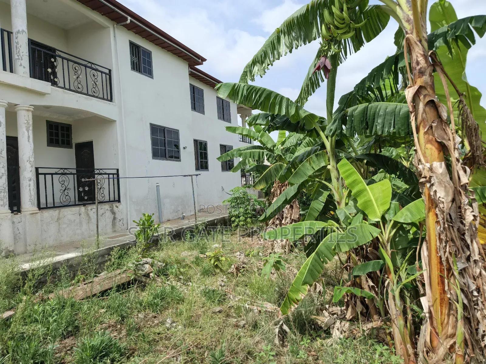 5bdrm House in Abuakwa, Atwima Nwabiagya for sale