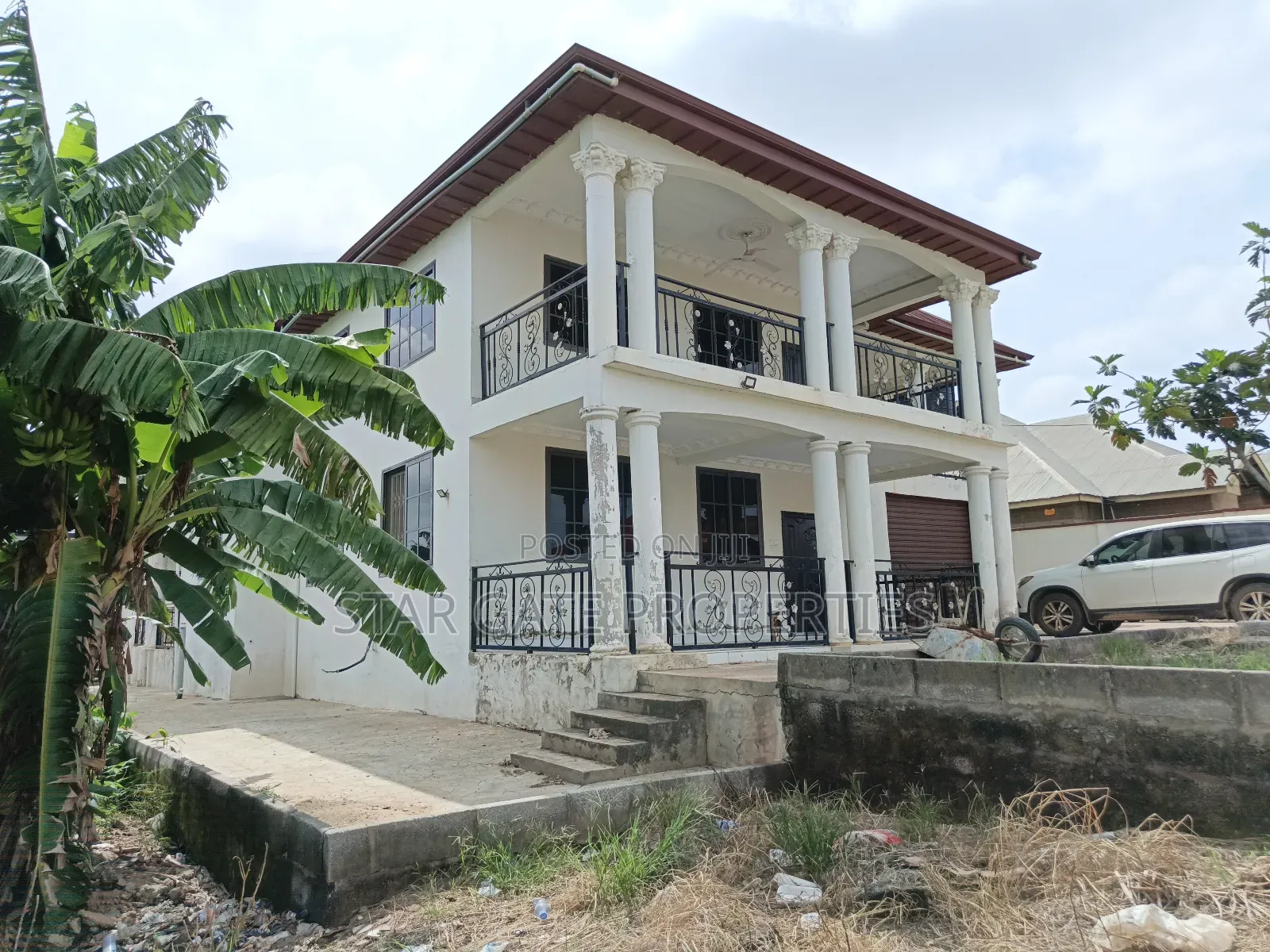 5bdrm House in Abuakwa, Atwima Nwabiagya for sale