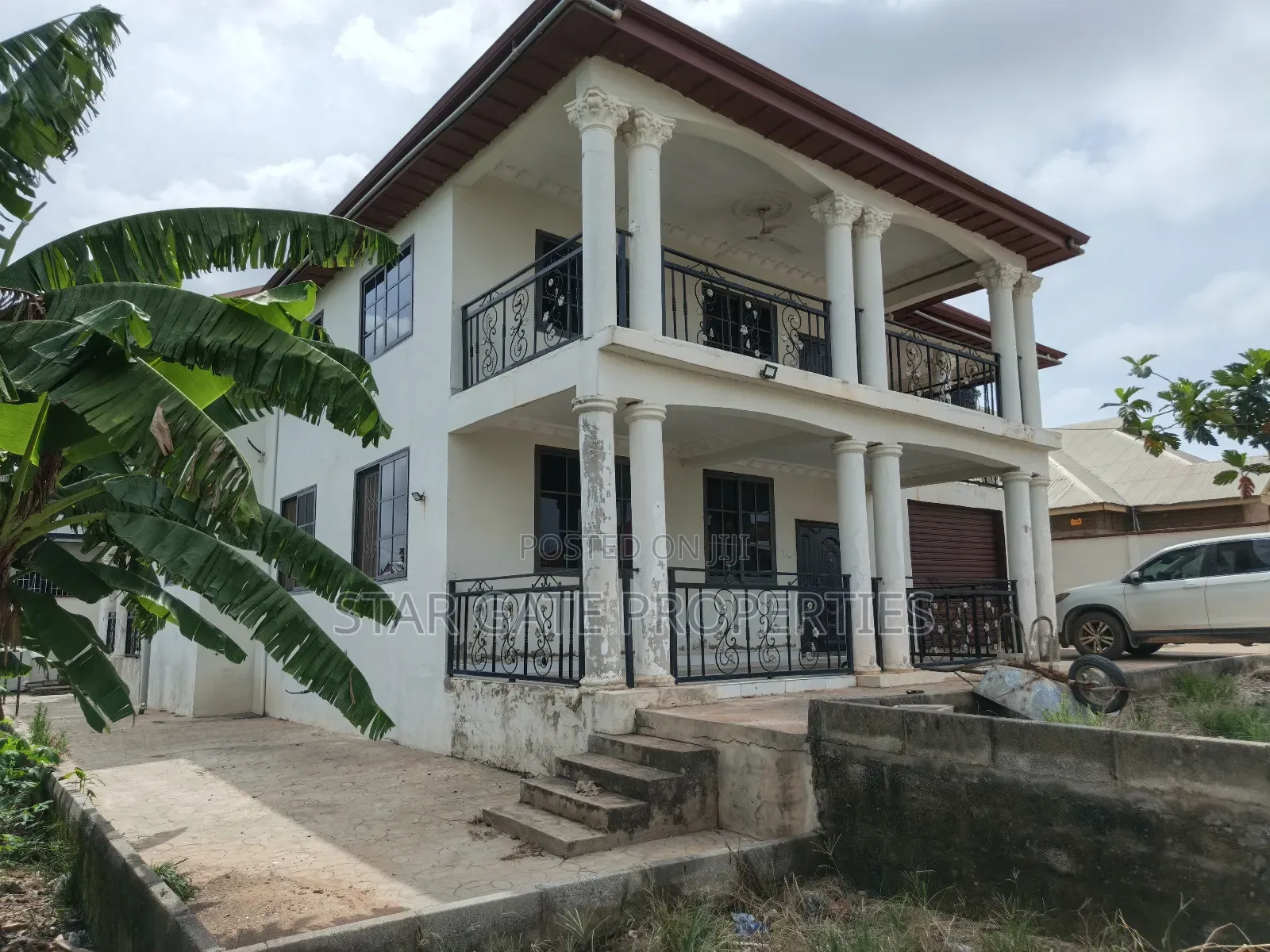 5bdrm House in Abuakwa, Atwima Nwabiagya for sale
