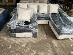 A Comfortable L Shape With Single