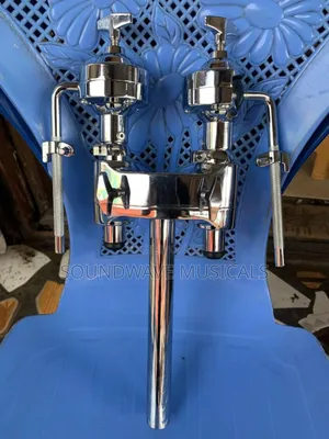 Tom Pole Holder