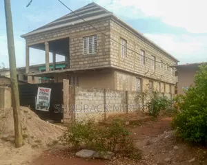 6bdrm House in Ofankor for sale