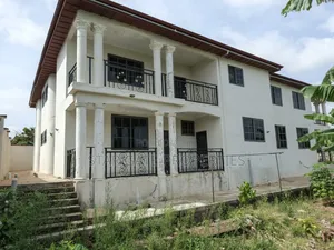 5bdrm House in Star Gate Properties, Kumasi Metropolitan for sale