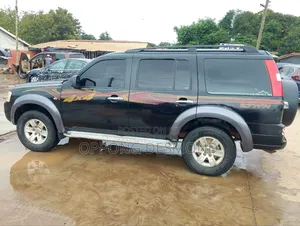 Ford Everest 2008 Black