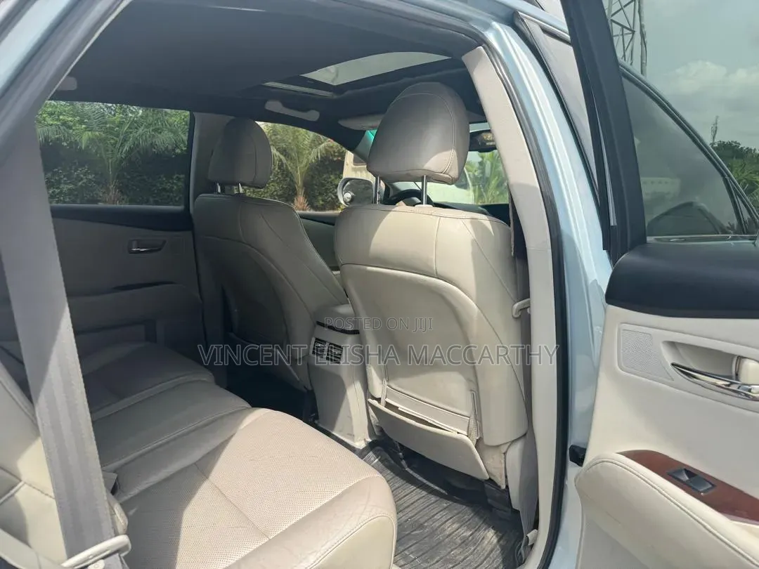 Lexus RX 2011 Blue