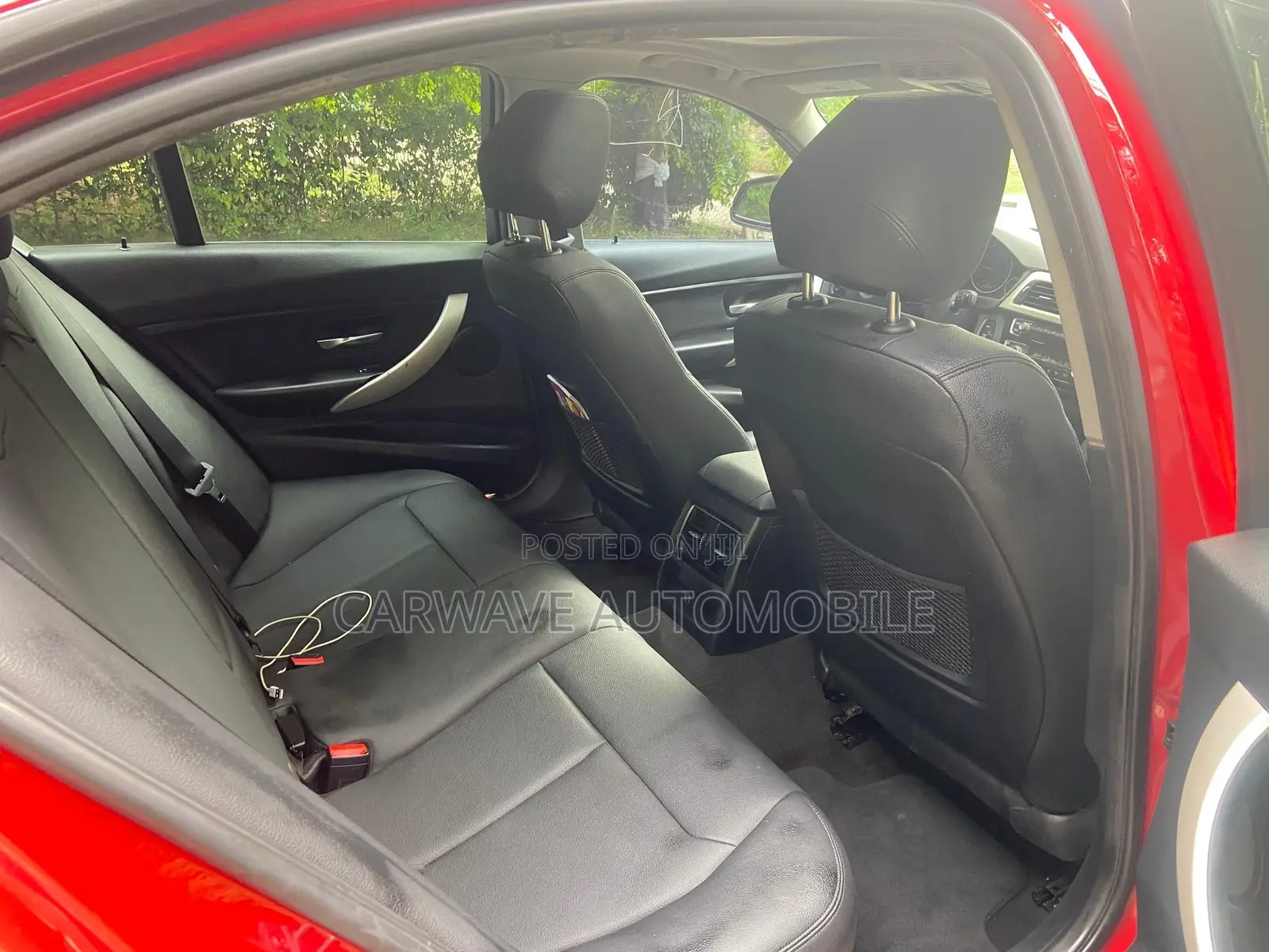BMW 320i Sedan RWD 2017 Red