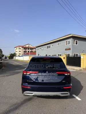 Mitsubishi Outlander SEL 2023 Blue