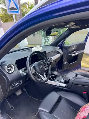 Mercedes-Benz GLB-Class GLB 250 4MATIC 2020 Blue