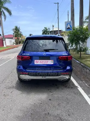 Mercedes-Benz GLB-Class GLB 250 4MATIC 2020 Blue