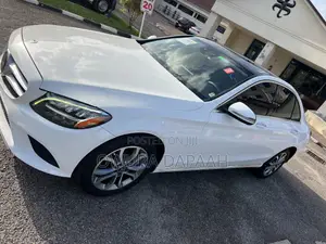 Mercedes-Benz C300 2020 White