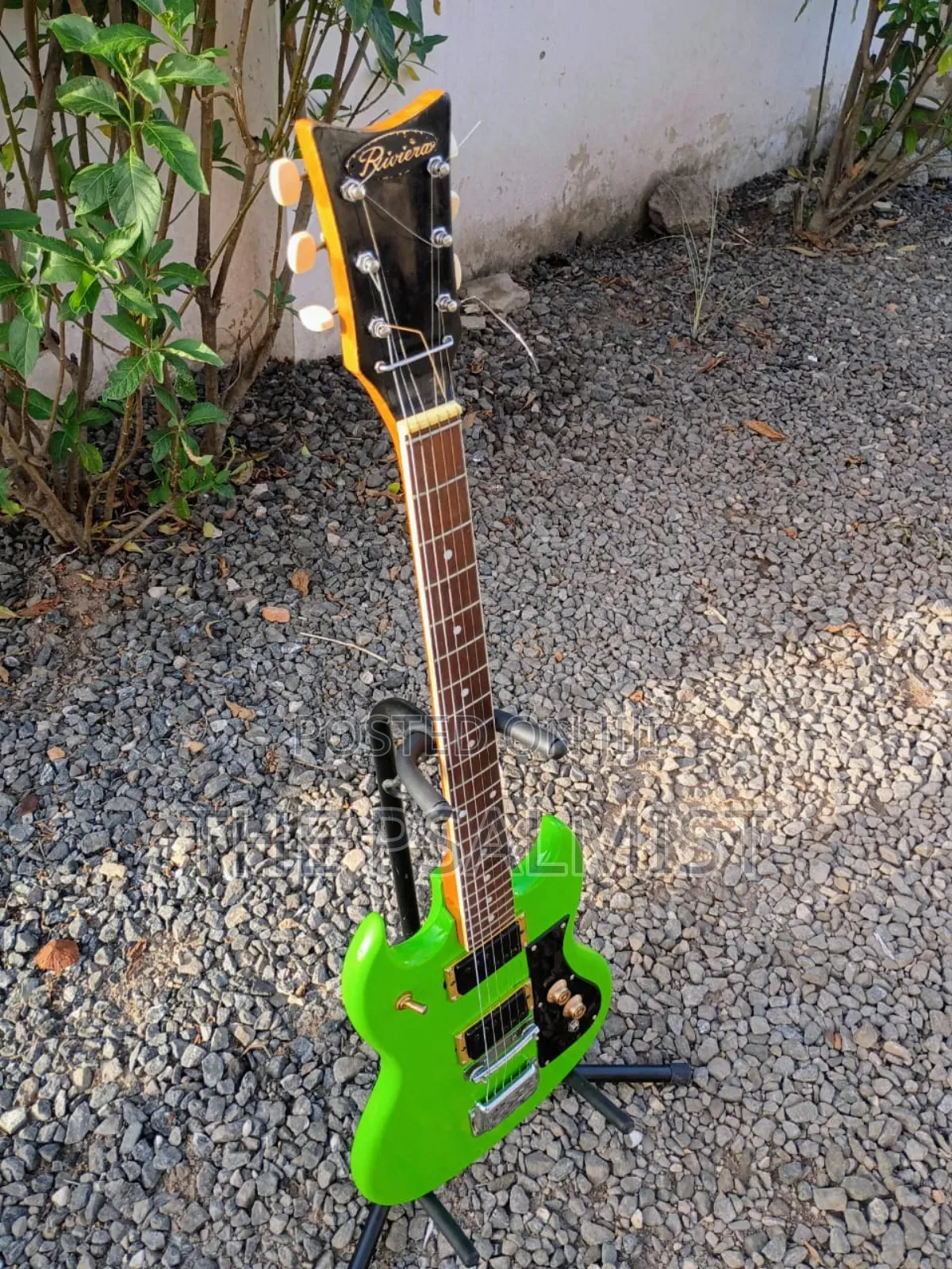 The Riviera Epiphone Vintage Lp Guitar