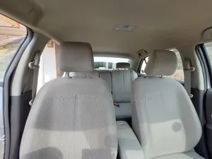 Toyota Belta 2010 Silver