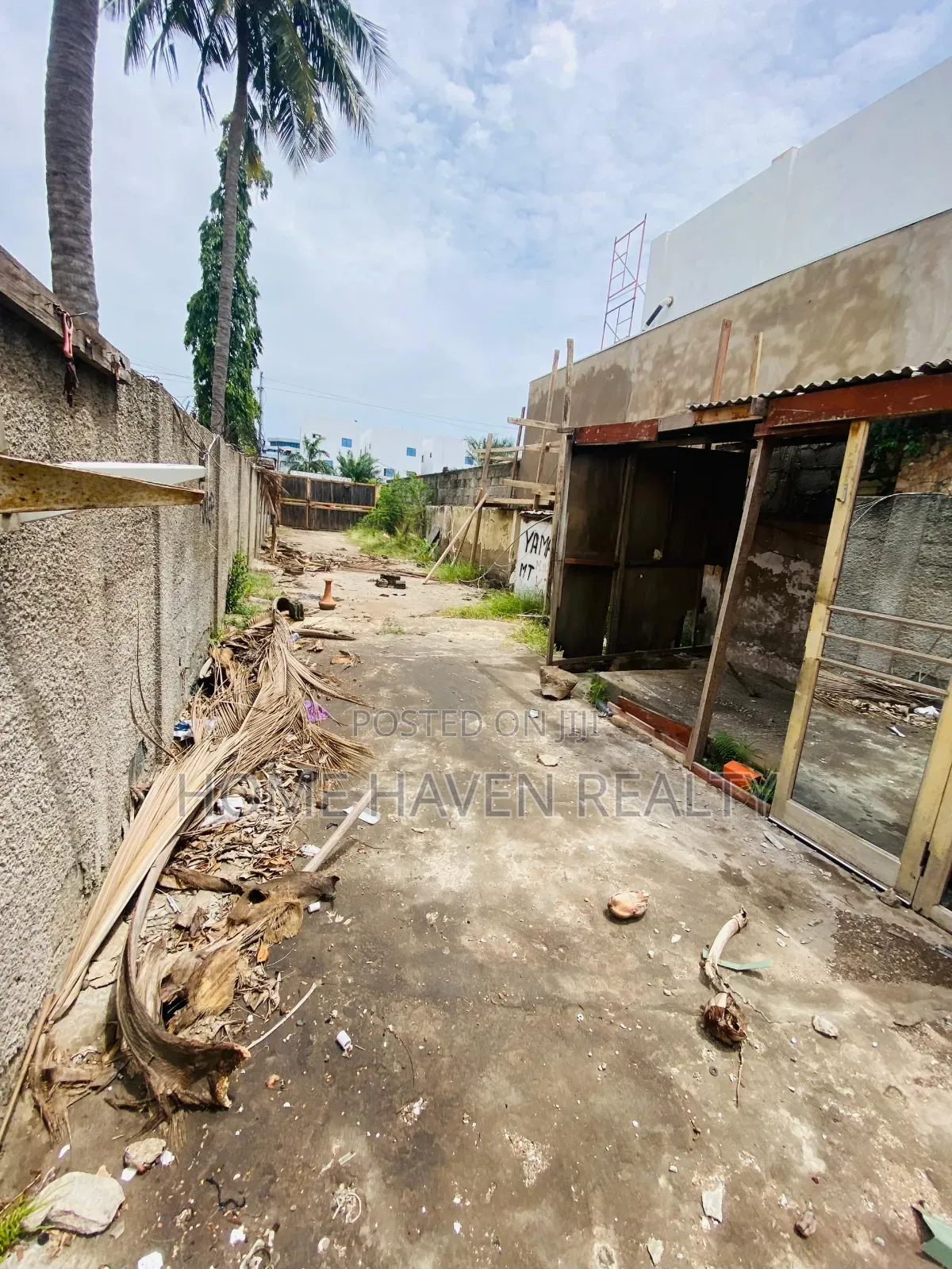 0.49 Acre Land for Sale at Dzorwulu