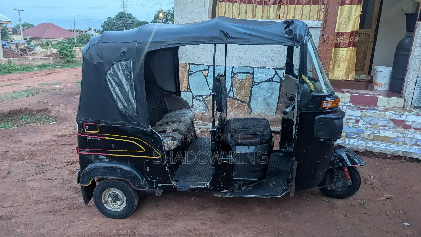 Bajaj RE 2024 Black