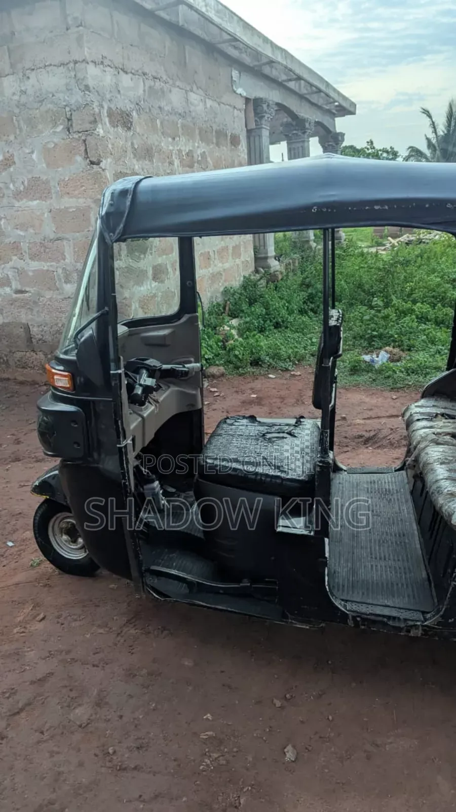 Bajaj RE 2024 Black
