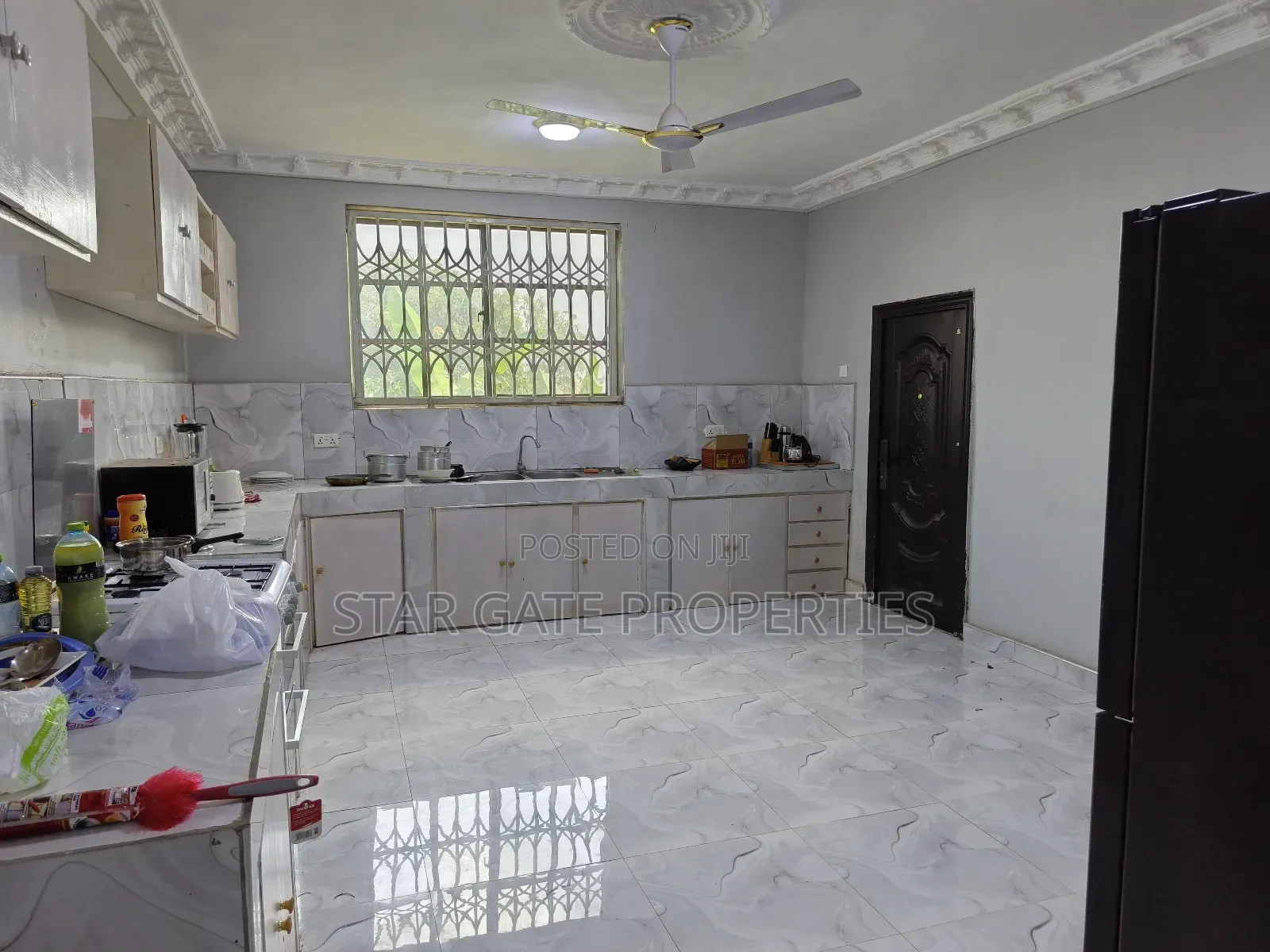 5bdrm House in Star Gate Properties, Kumasi Metropolitan for sale