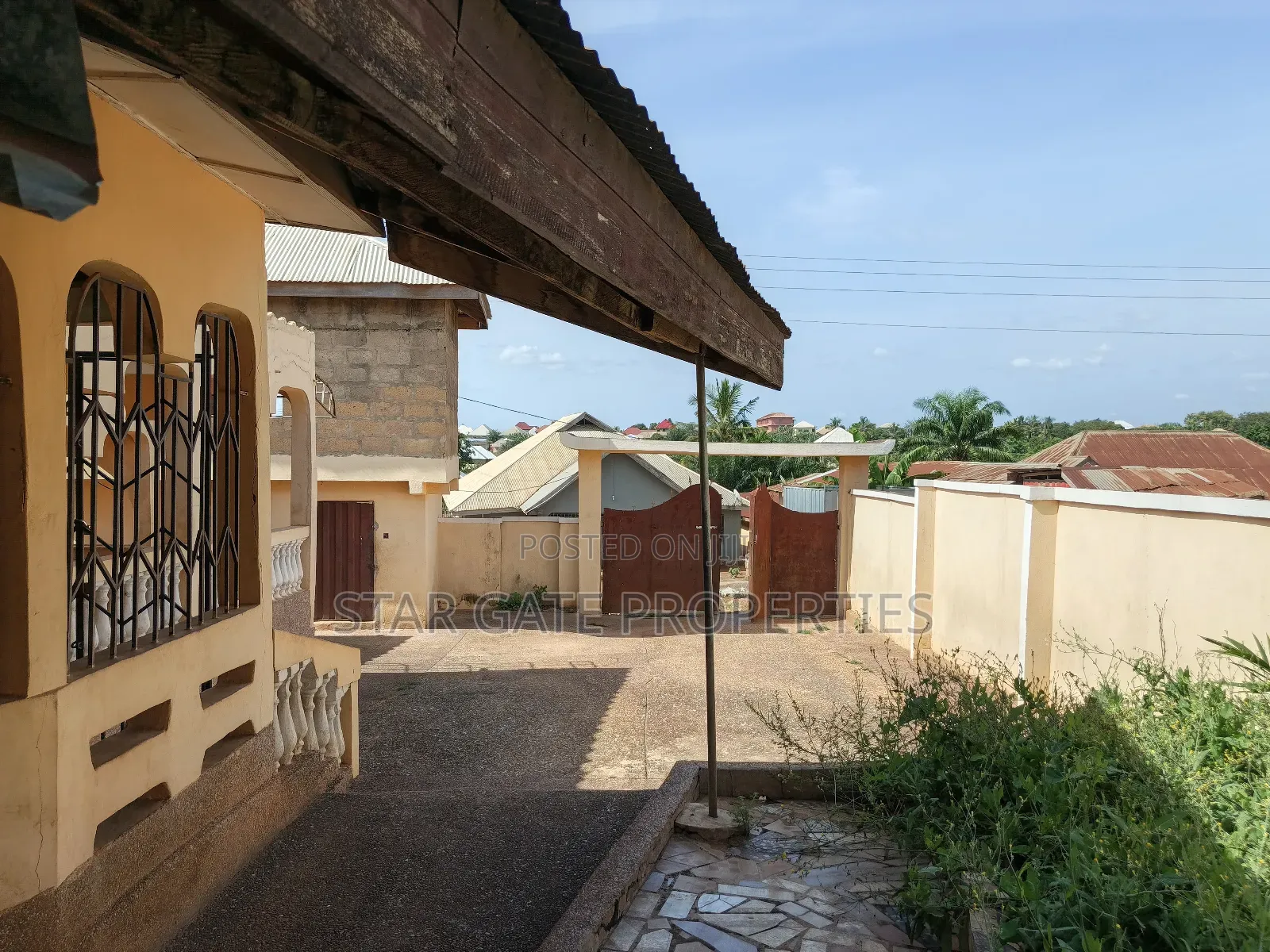 5bdrm House in Abuakwa Taabre ( 4Th, Kumasi Metropolitan for sale