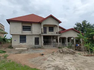 7bdrm House in Tanoso Boaso., Kumasi Metropolitan for sale