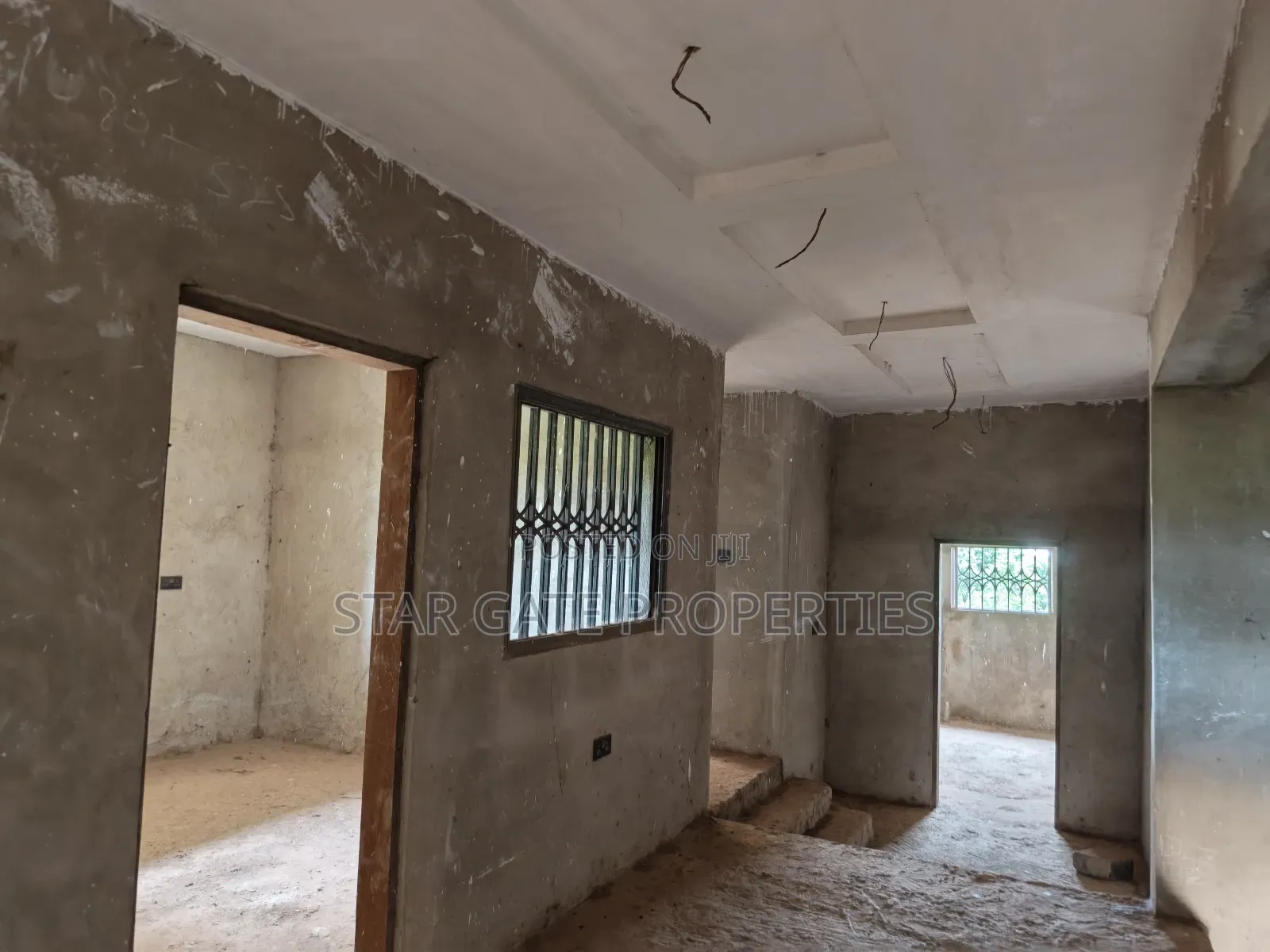7bdrm House in Tanoso Boaso., Kumasi Metropolitan for sale