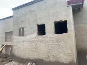 3bdrm House in Owner, Dodowa for sale
