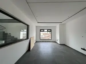 4bdrm House in Adjiriganor, Accra Metropolitan for sale
