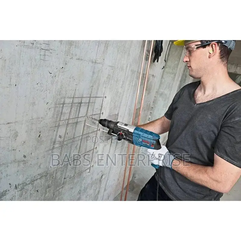 Bosch SDS-Plus Rotary Hammer 880w - GBH 2-28 F